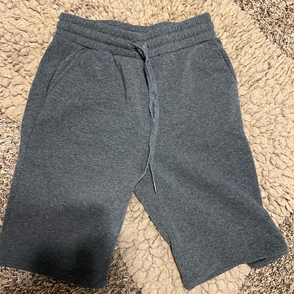 Sweat Short w/ Pockets